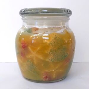 Yankee Candle Christmas Cookie Scented & Cookie Cutouts Farmer's Market - 15.5oz